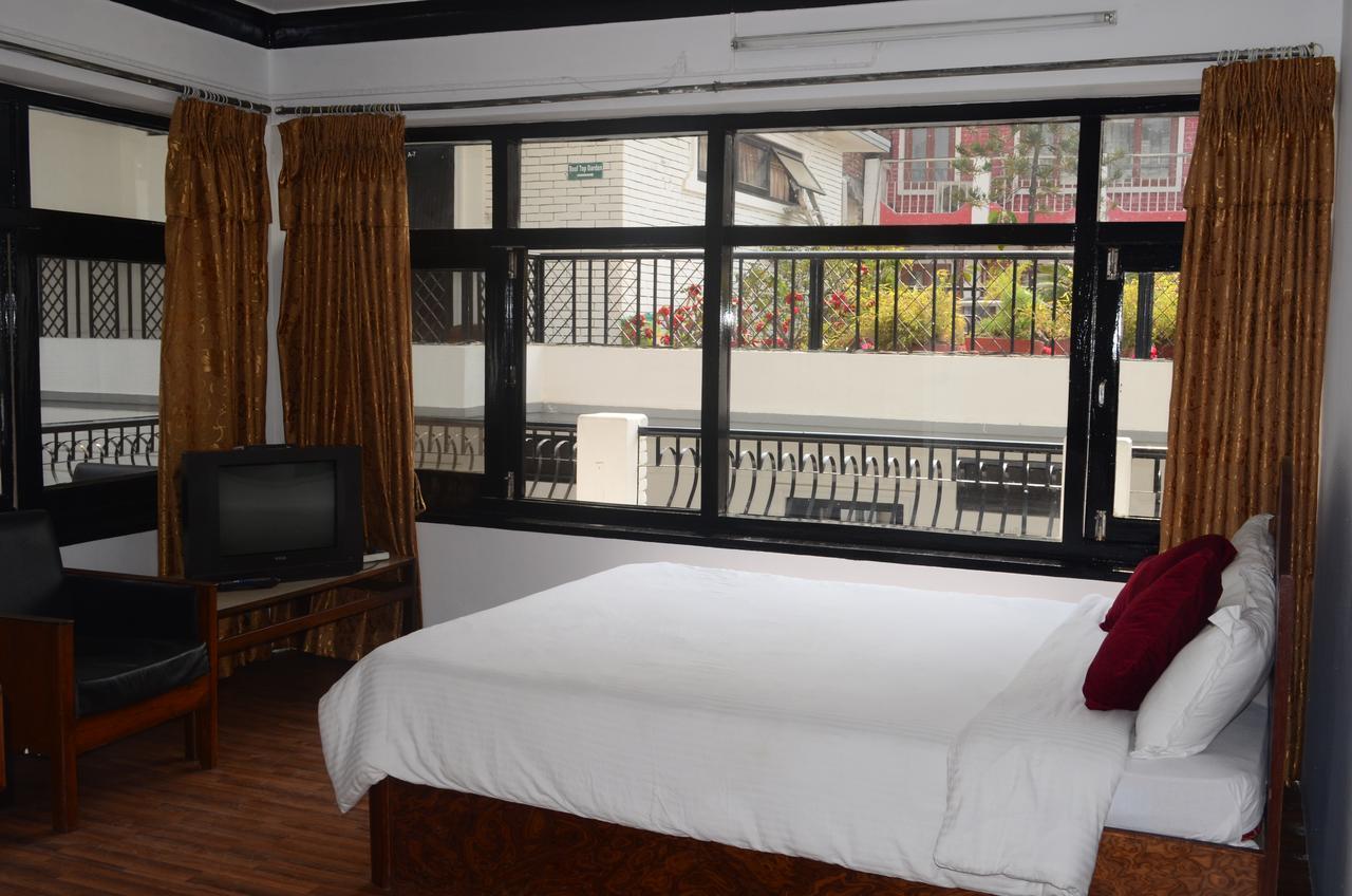 Hotel Holy Lodge Kathmandu Exterior photo