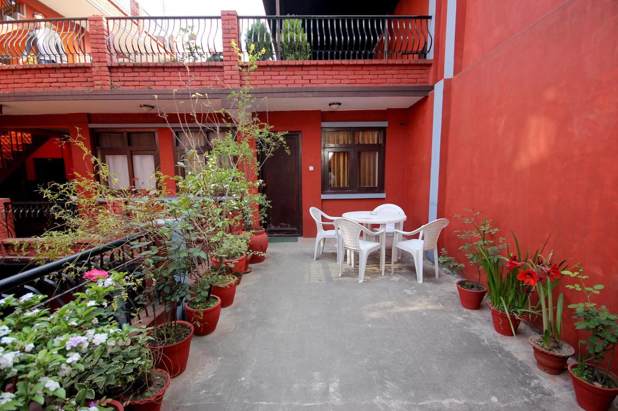 Hotel Holy Lodge Kathmandu Exterior photo